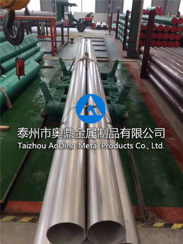 Large diameter welded pipe